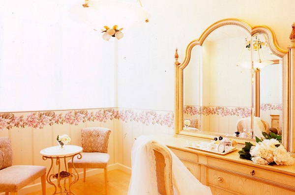 横浜駅で家族婚をするなら 家族挙式おすすめチャペル3選 家族挙式のウエディング知恵袋