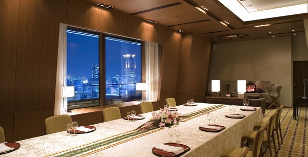 【大阪3選】家族でのお食事会結婚式は、ホテルでゆったりと！