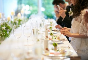 「京都 アートグレイス ウエディングヒルズ」で叶える、お食事会結婚式