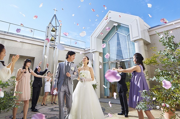 奈良駅直結！ 純白に輝く独立型チャペルで少人数の家族婚「ホテル日航奈良」