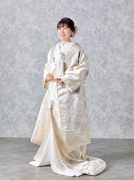 家族挙式の婚礼衣装 新婦和装