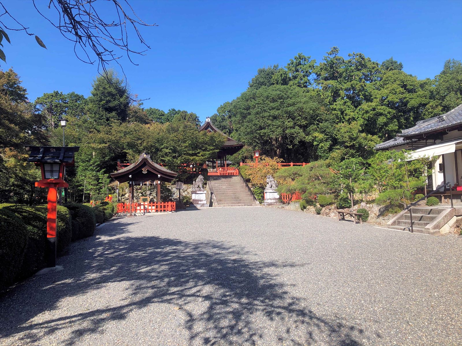 建 勲 神社 販売 前 バス