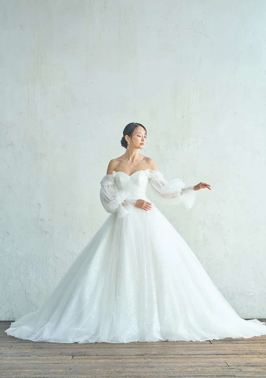 家族挙式のウェディングドレス