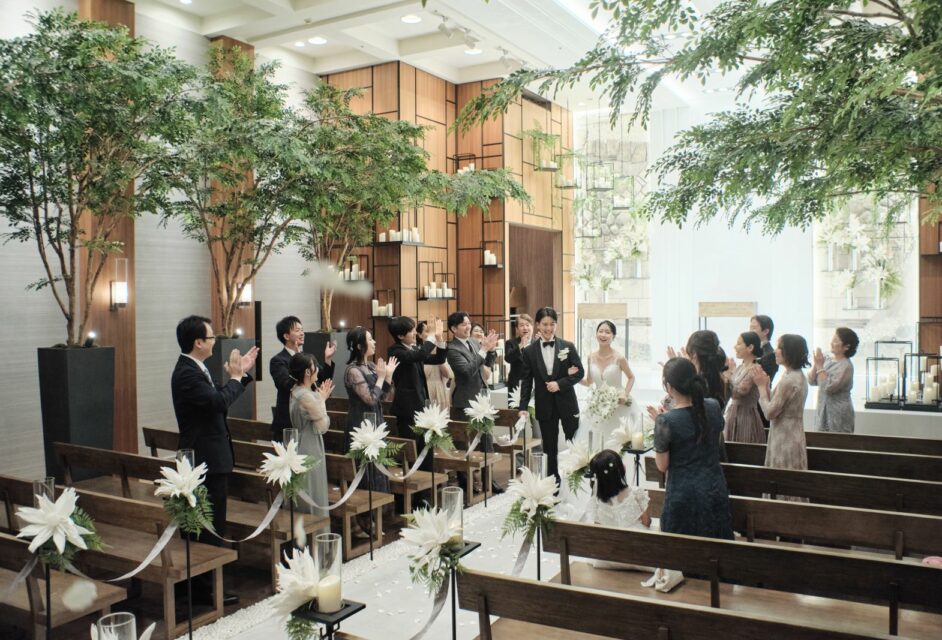 セントアクアチャペル表参道(ザ ストリングス 表参道)(家族挙式・家族婚)