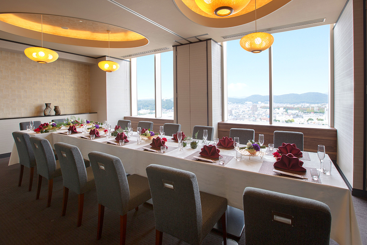 ANAクラウンプラザホテル岡山(家族挙式・家族婚)